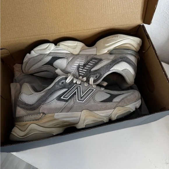 New Balance New Balance 9060 Sneaker - Picture 1 of 3